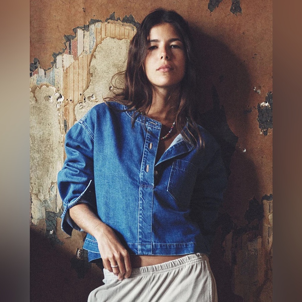 XIRENA NICKY Popover Denim Shirt in Mid Blue small